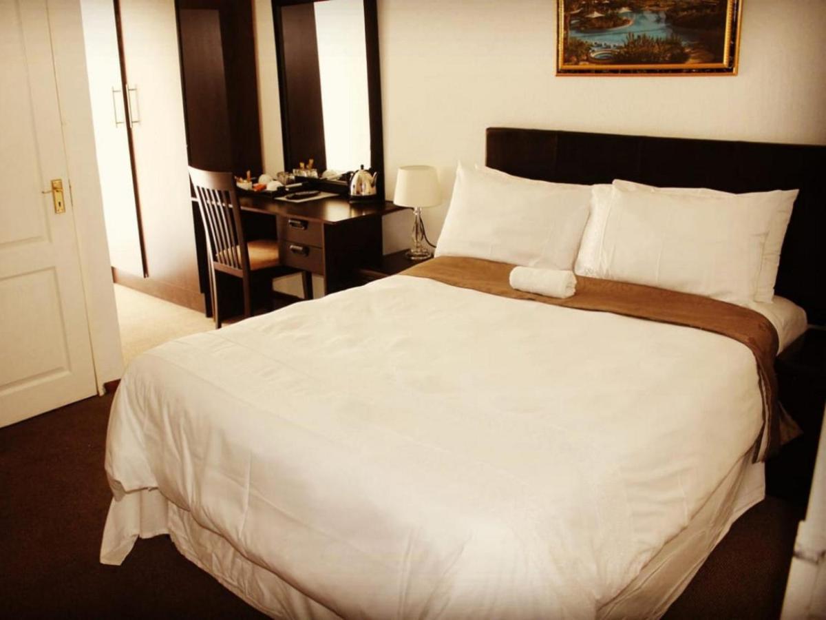 Moshitametsi Guesthouse Kempton Park Luaran gambar