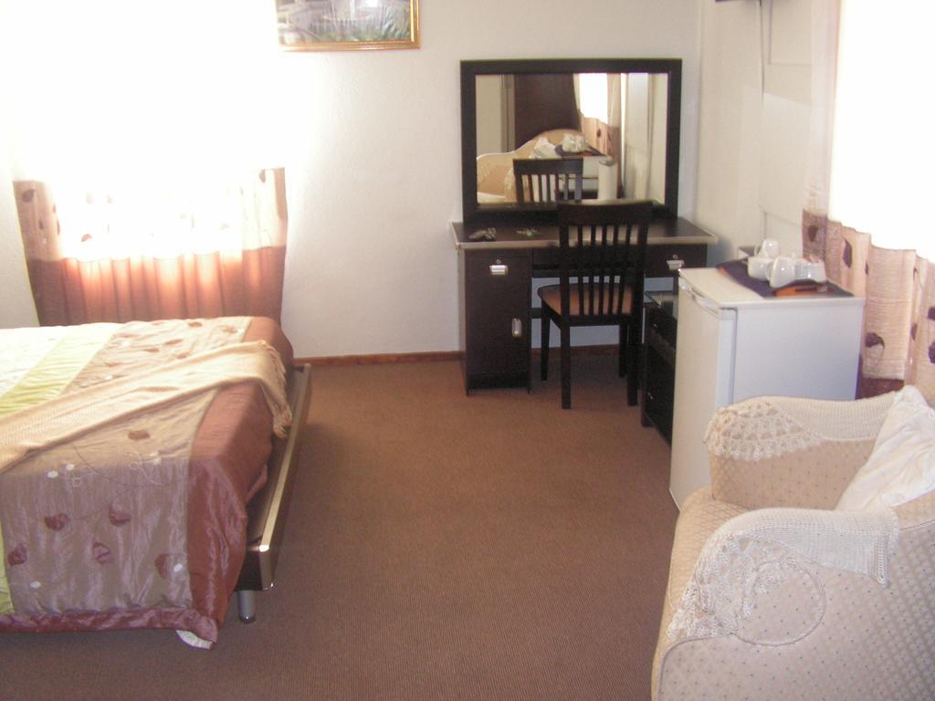 Moshitametsi Guesthouse Kempton Park Bilik gambar