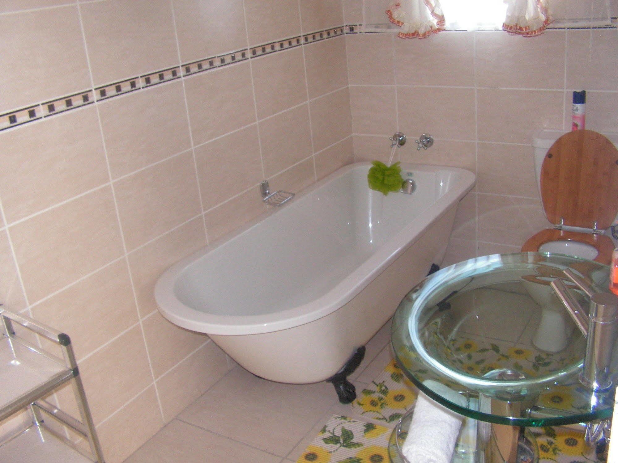 Moshitametsi Guesthouse Kempton Park Luaran gambar