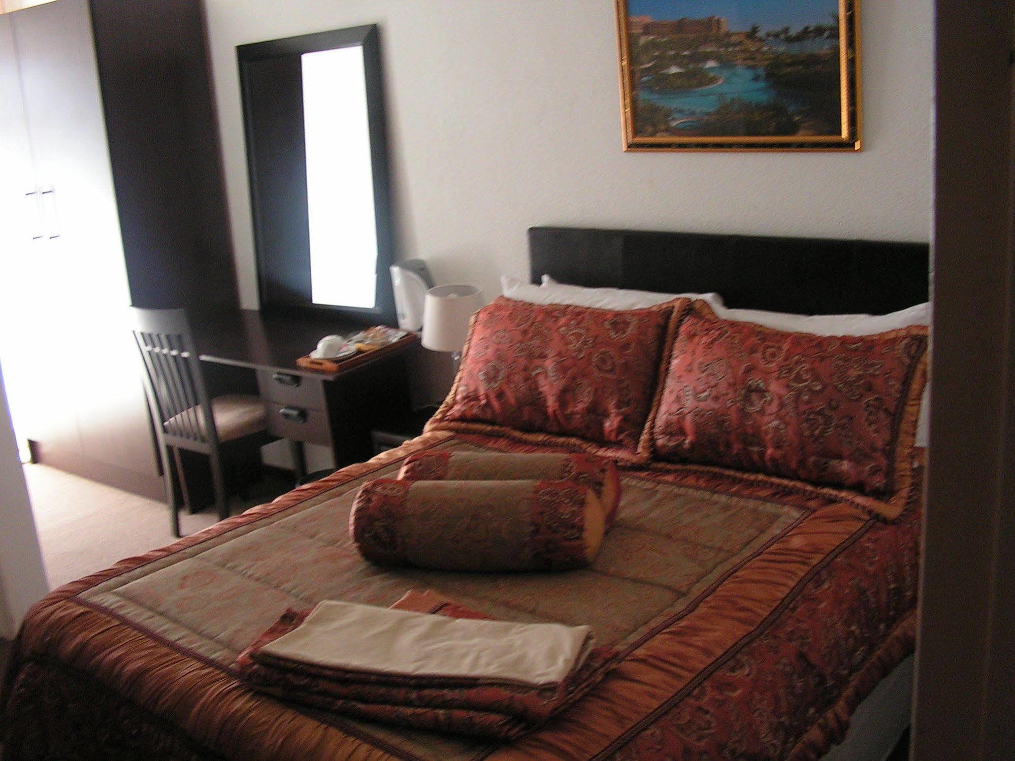 Moshitametsi Guesthouse Kempton Park Luaran gambar