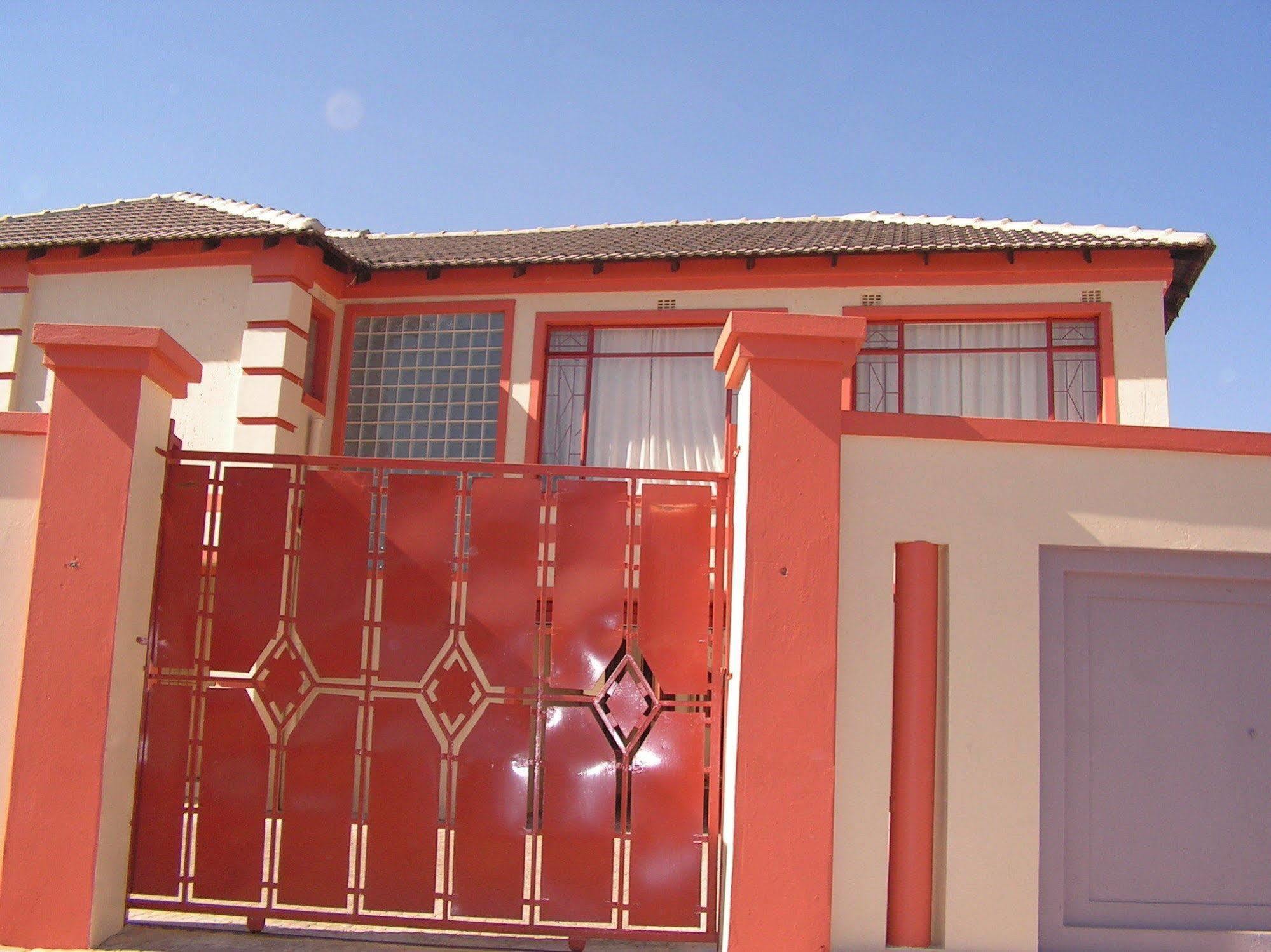 Moshitametsi Guesthouse Kempton Park Luaran gambar