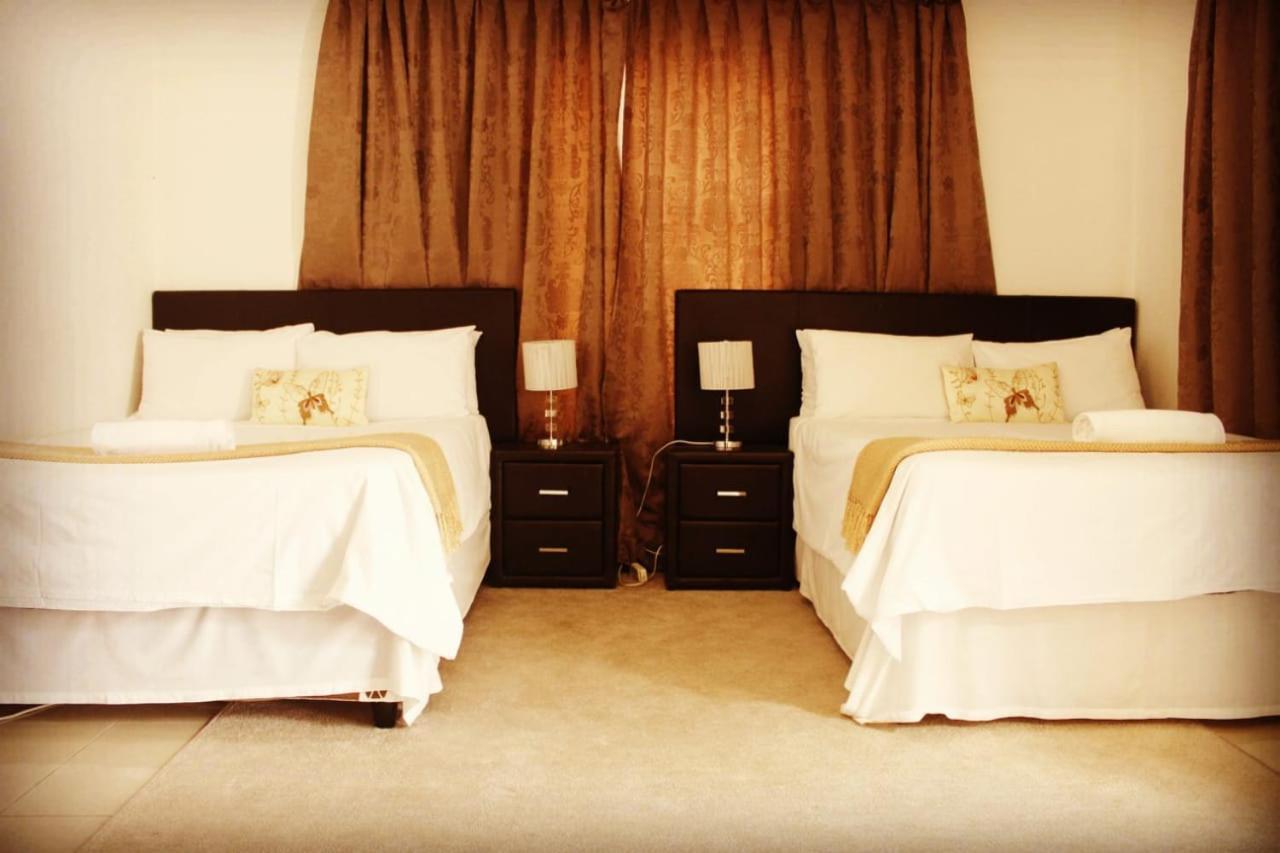 Moshitametsi Guesthouse Kempton Park Luaran gambar